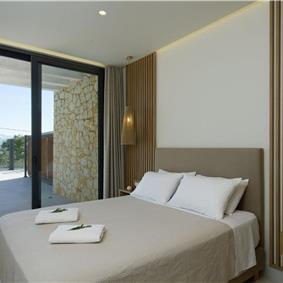 3 bedroom villa with pool & sea view, near Acharavi, sleeps 6